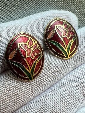 Vintage Cloisonné Red Enamel floral Stud earrings